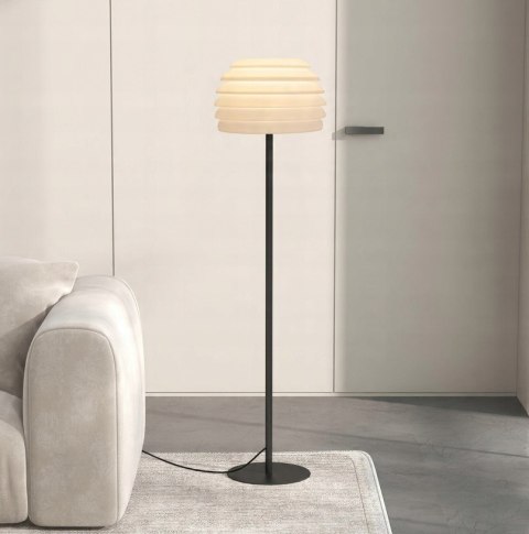 Lampa podłogowa stojąca do użytku na zewnątrz i wewnątrz funkcjonalna