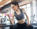 Hantle sześciokątne zestaw 2x2 kg ciężarki do ćwiczeń obciążniki fitness różowe ModernHome ModernHome